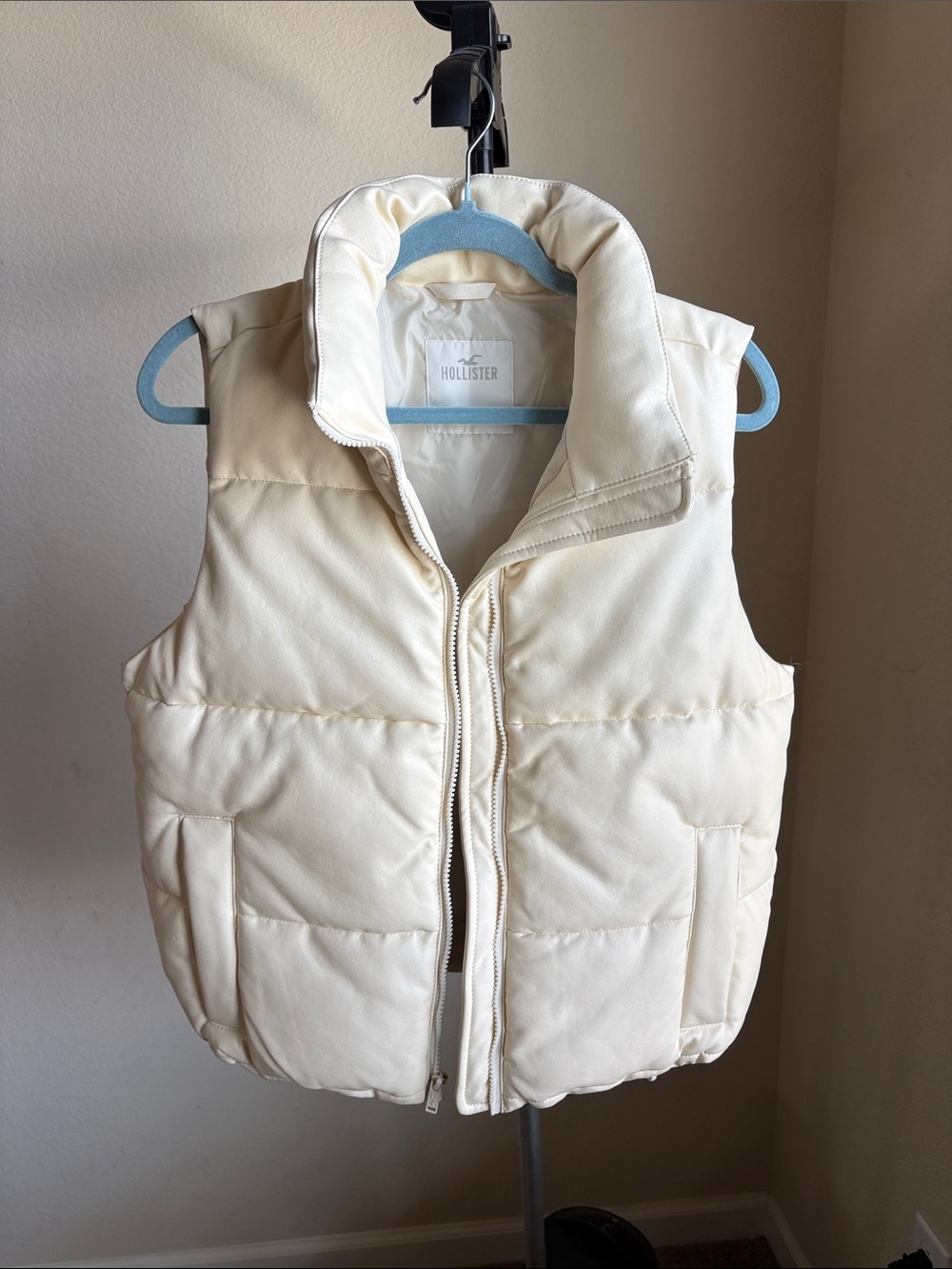 Hollister Cream Faux Leather Puffer Vest